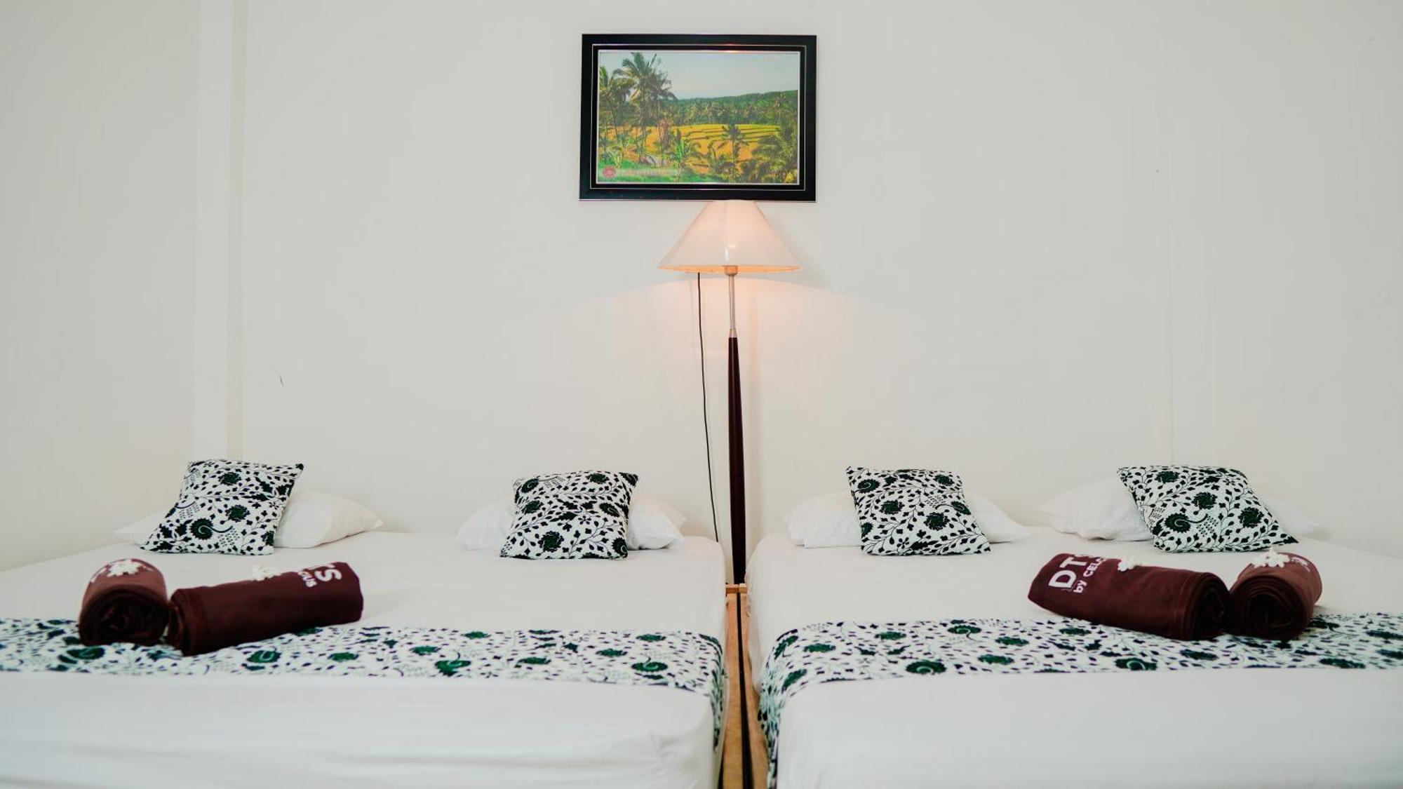 Dormitory Tourism Sritanjung Banyuwangi Banyuwangi  Exterior foto