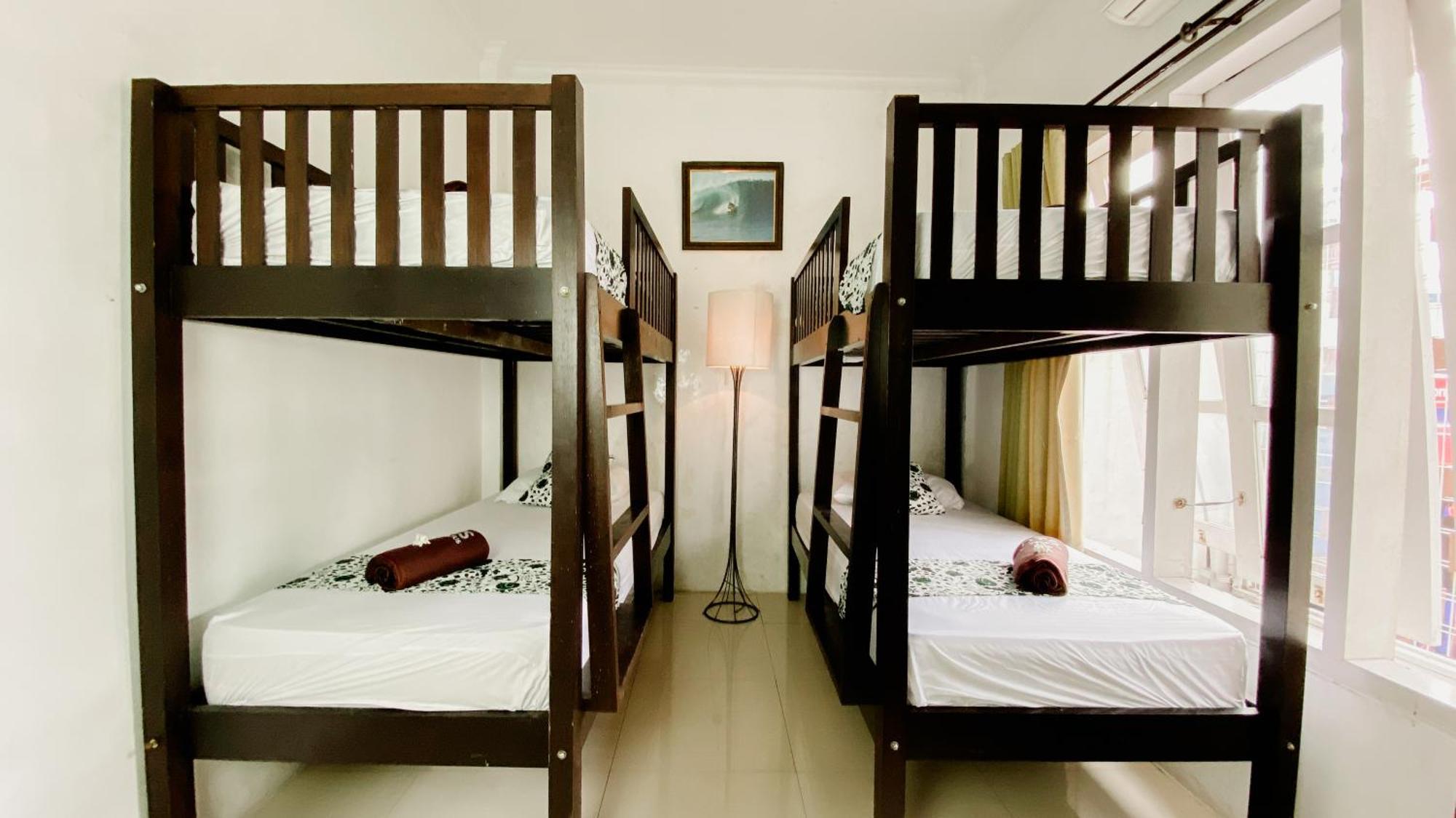 Dormitory Tourism Sritanjung Banyuwangi Banyuwangi  Exterior foto